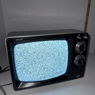 RCA 13 Inch Black And White CRT Model AXR 121W Still Works