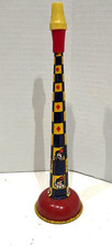 VTG TIN LITHO TOY NOISE MAKER, 9" CHECKERBOARD/CLOWN HORN, WORKS
