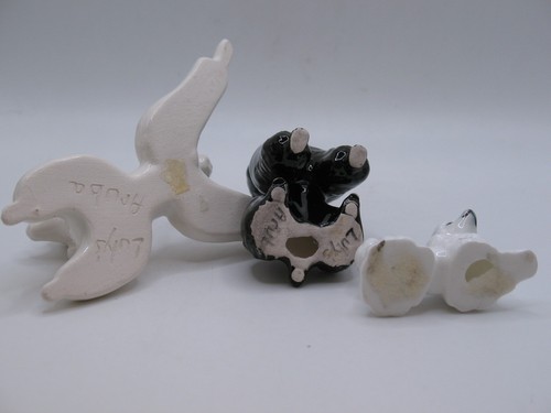 Three (3) Vintage Poodles - Two White, One Black - Mid-Century Figurines - Picture 9 of 9