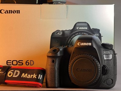 Canon EOS 6D II - Canon 6D Mark II NEUWERTIG nur 9K Auslösungen 