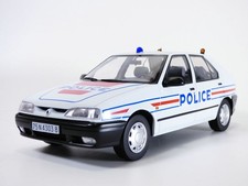 RENAULT 19 - R19 POLICE 1/18 phase 2 1996