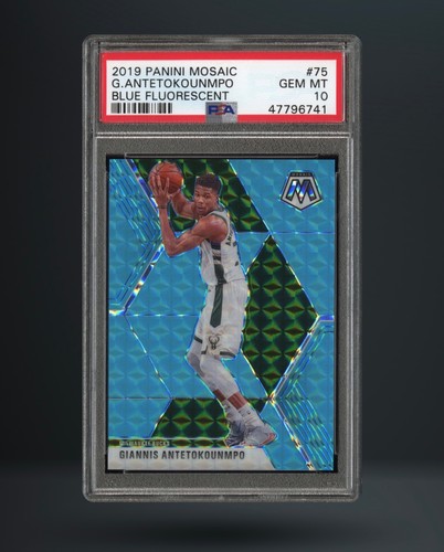 Giannis Antetokounmpo [Blue Fluorescent] #75 2019 Panini Mosaic card