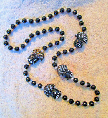 ''ZULU WARRIOR'' MARDI GRAS NECKLACE BEAD  PRINCE SHAKA  TRIBAL KING (B602)