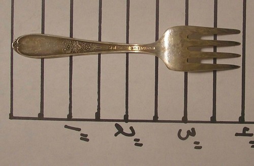 Vintage Wm Rogers And Son Silver Plated Little Spoon & Fork - Picture 2 of 5