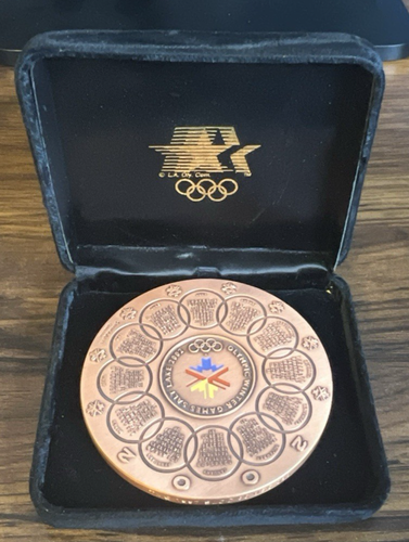 Pin's Média NBC Jeux Olympiques Salt Lake City 2002 – USA Medal Count – Aminco