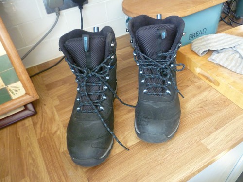 Mountain Warehouse Adventurer Waterproof Boots - IsoDry Size UK 7 - Picture 2 of 9