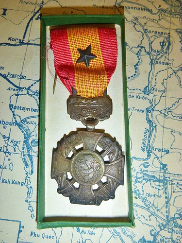 MEDAL - Saigon Army - GALLANTRY CROSS with STAR - ARVN BOX - Vietnam War - Rare - Picture 7 of 9