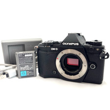 Olympus OM-D E-M5 Mark II Mirrorless Digital Camera 16.1MP Black body From Japan