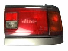 Feu arrière Toyota CARINA
