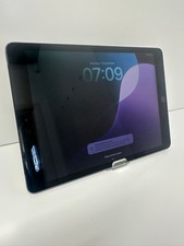 Apple iPad 7th Gen. 32GB, Wi-Fi, 10.2 in - Space Grey - Unlocked - C Condition