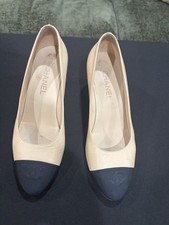 Auth Chanel Classic Beige Leather / Black Fabric Cap Toe Pearl Pumps - Size 39.5