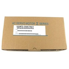 New Yaskawa SGM7J-04A7A61 Servo Motor