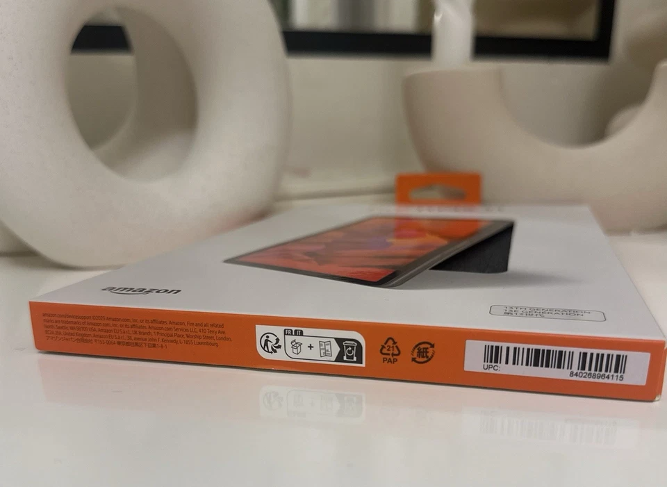 Amazon Fire Max 11 Tablet Magnetic Slim Cover Case compatible with 13th Gen New - Image 2 of 4