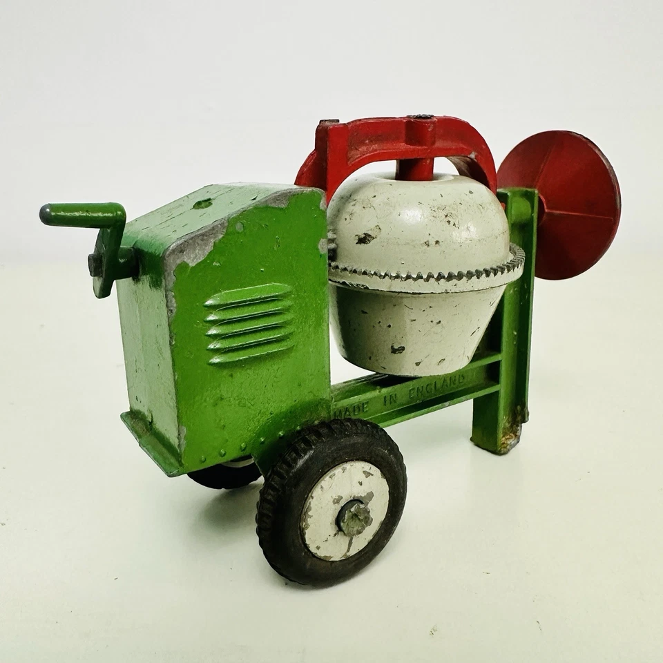 Vintage DCMT Crescent Cement Mixer Diecast Model - Image 3 of 4