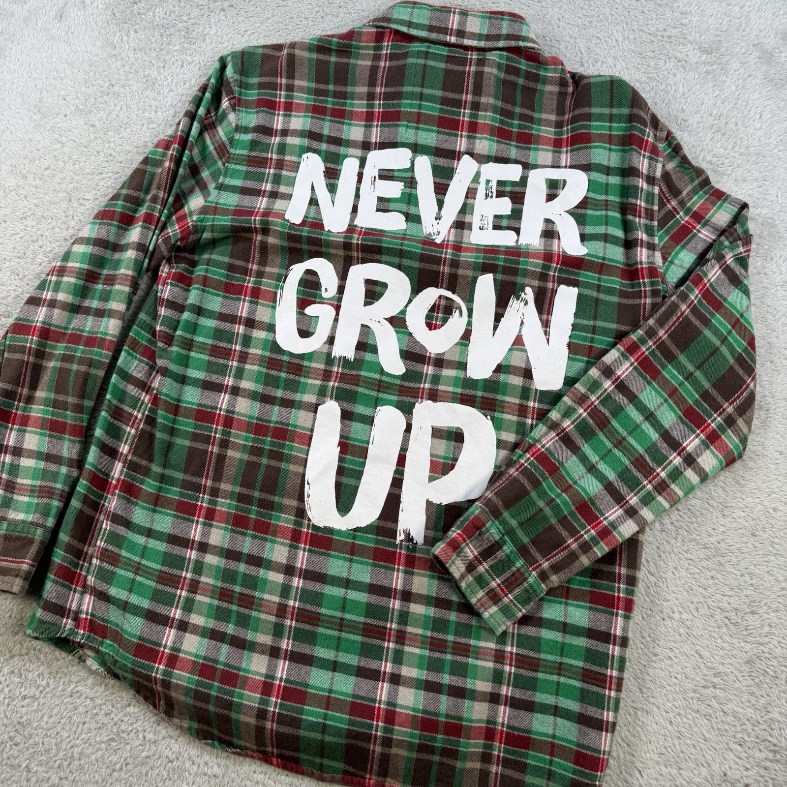 Cake Worthy Flannel Mens Small Green Plaid Peter Pan Disney Never Grow Up Shirt