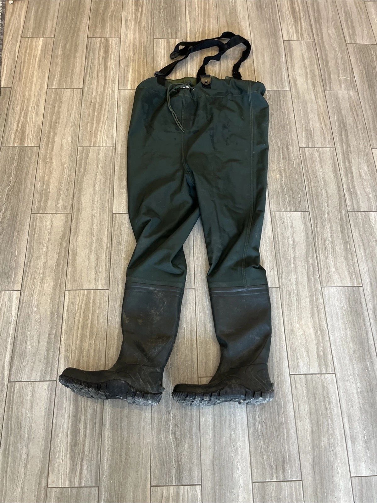 FROGG TOGGS Amphib Neoprene Cleated Bootfoot Chest Wader Men's Size 13