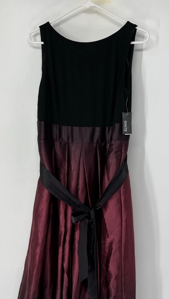 Ignite evenings NWT gown women’s Size 10 petite Burgundy Black Sleeveless - Image 2 of 4