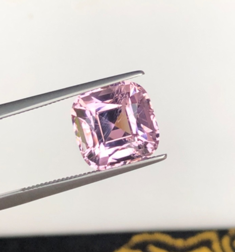 Natural baby pink Color tourmaline 7.63 Carat cushion cut stone from Afghanistan - Picture 3 of 4