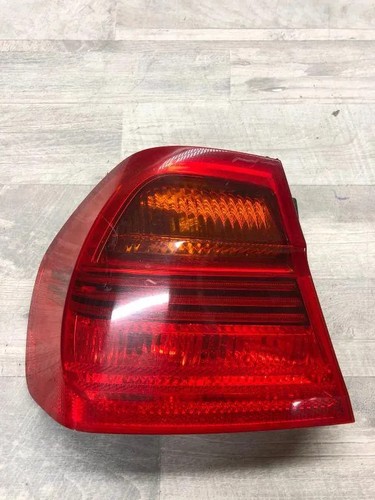 BMW 3 E90 Rücklicht hinten rechts 6937457 2.00 Petrol 115kw 2006 34971899