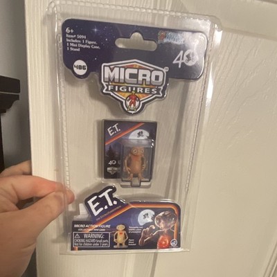 Super Impulse E.T. 40th Anniversary Mini Figure with Display Case & Stand