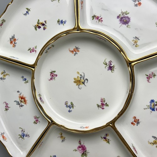 Antique Meissen Sectional Sweetmeat Platter With Tray Scattered Flowers 15 3/8”W - Picture 22 of 23