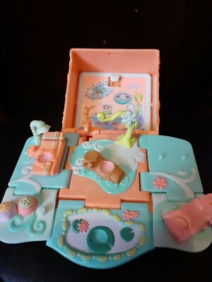 Boneca Polly Pocket - Conjunto de Looks c/19 Peças / Sortido - Mattel