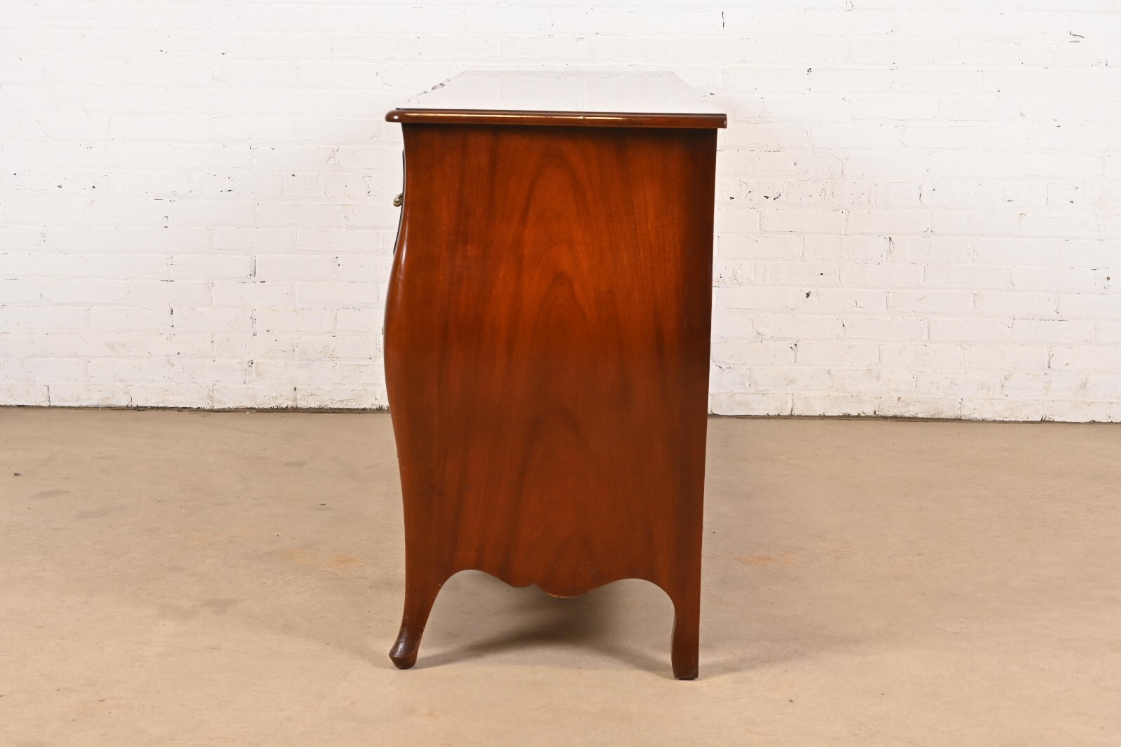 John Widdicomb French Provincial Louis XV Solid Mahogany Nine-Drawer Dresser