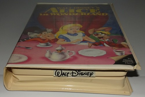 1986 Alice In Wonderland, Black Diamond VHS 036 (Clamshell) VHS Home Video, NTSC - Picture 7 of 12