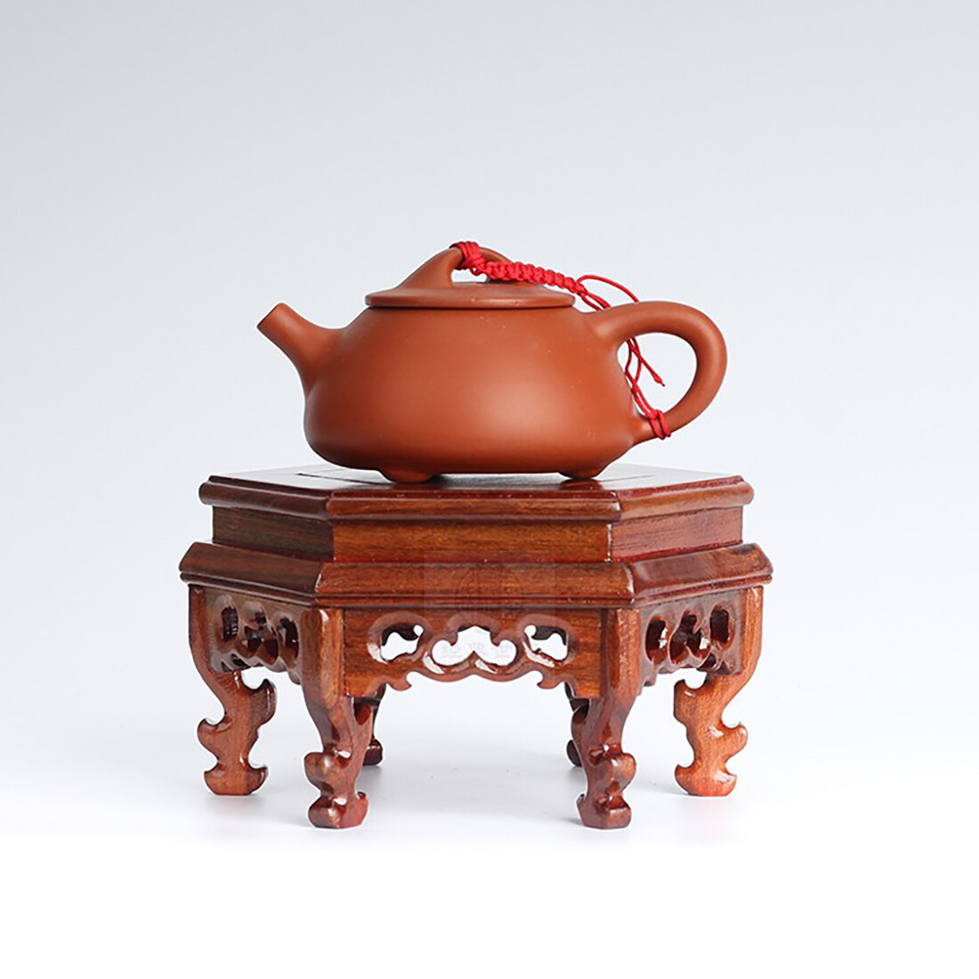 China Classical wooden base Red Suan-zhi Redwood carved hexagonal