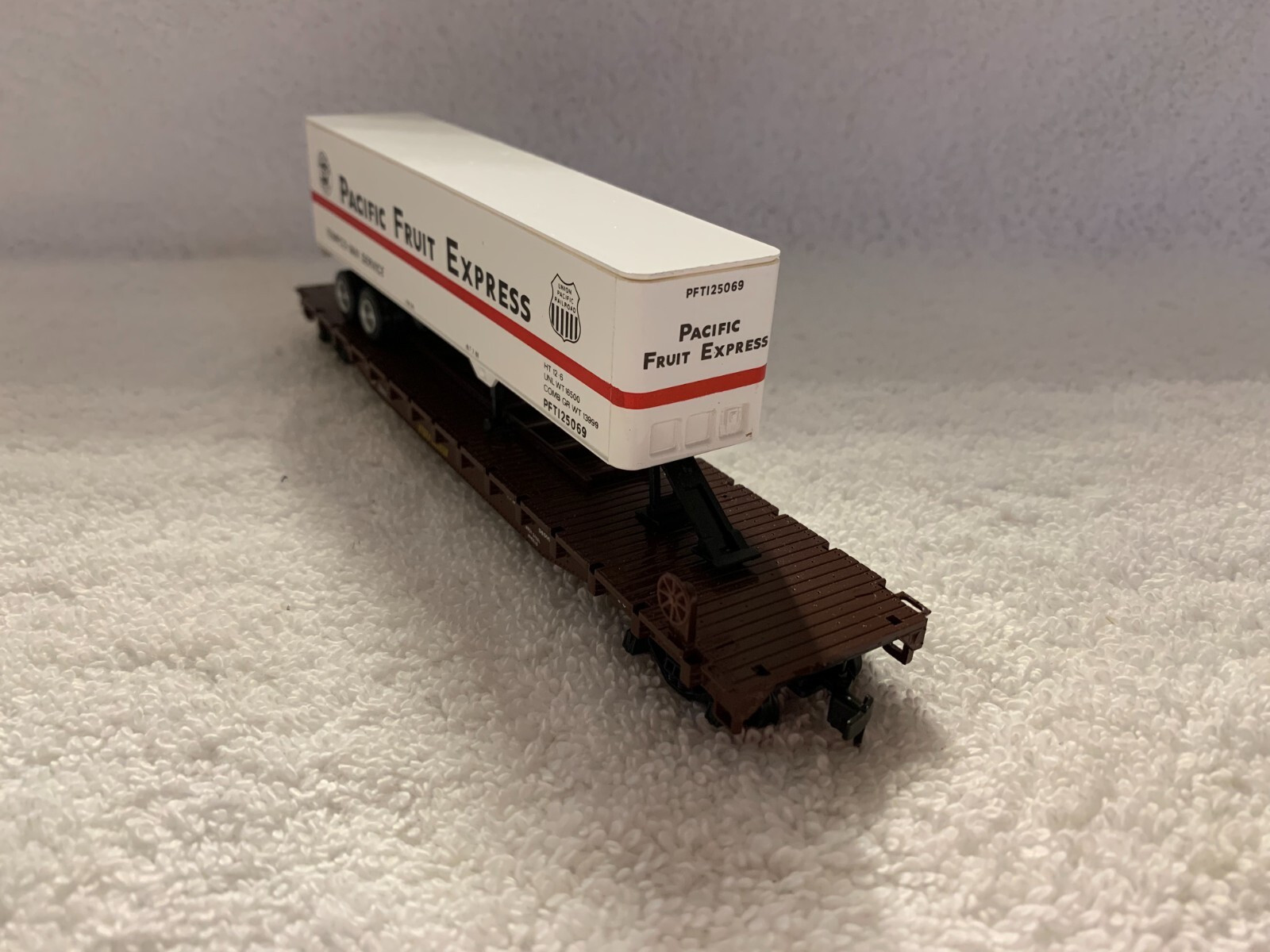 Picture 4 of 8