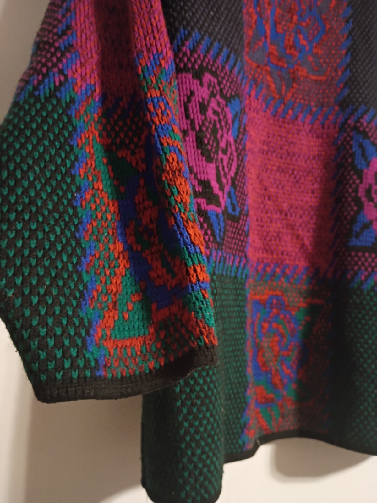 Vintage Classic Elements Patchwork Sweater Size S… - image 5