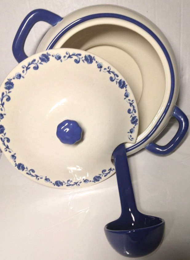 Pioneer Woman Frontier Rose 3.17 Quart Soup Tureen Cobalt Ceramic With Ladle