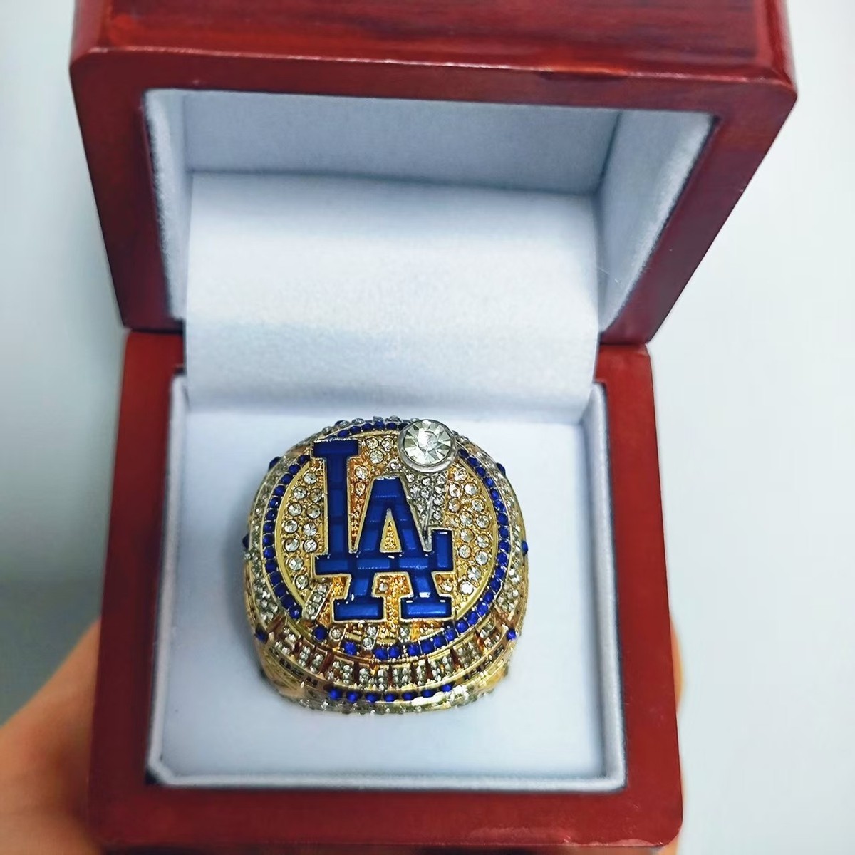 New 2025-2026 Los Angeles Dodgers World Series Championship Ring
