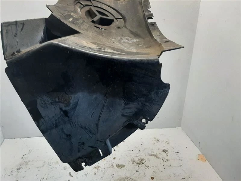 Right Front Inner Fender Liner 2.4L Fits 2010-2013 CHEVROLET EQUINOX - Image 2 of 4