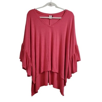 Anthropologie Akemi+Kin Ribbed Coral Capa Fluttered V-Neck Tunic Size Medium