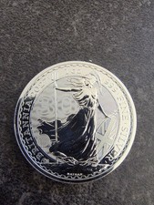 ROYAL MINT 2027 BRITANNIA 999 SILVER COIN WITH 30 YEAR MARK.