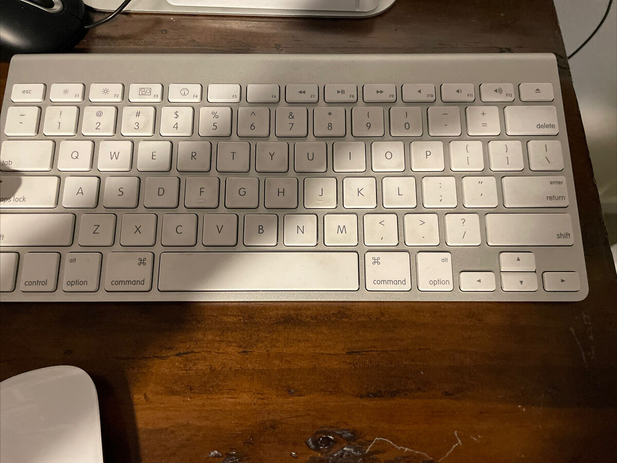 Apple iMac 27'' Retina 5K display i5 3.4 Ghz 8GB 1TB Great Apple iMac 27'' Retina 5K display i5 3.4 Ghz 8GB 1TB Great