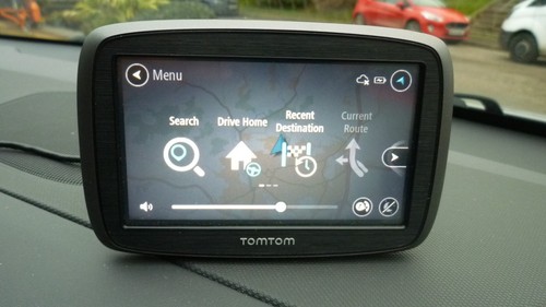 TomTom Go 40 Car Sat Nav, 4.3 Inch, West Europe & Lifetime Maps, boxed - Zdjęcie 6 z 9