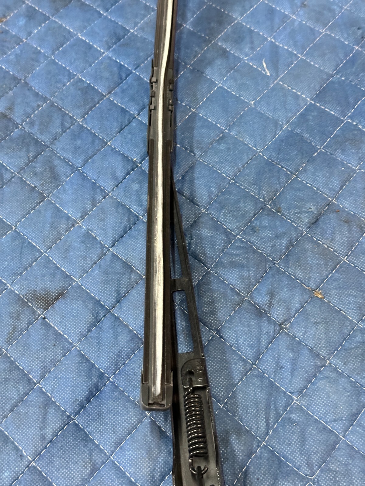 2012 2014 AUDI R8 FRONT DRIVER LEFT WINDSHIELD WIPER OEM