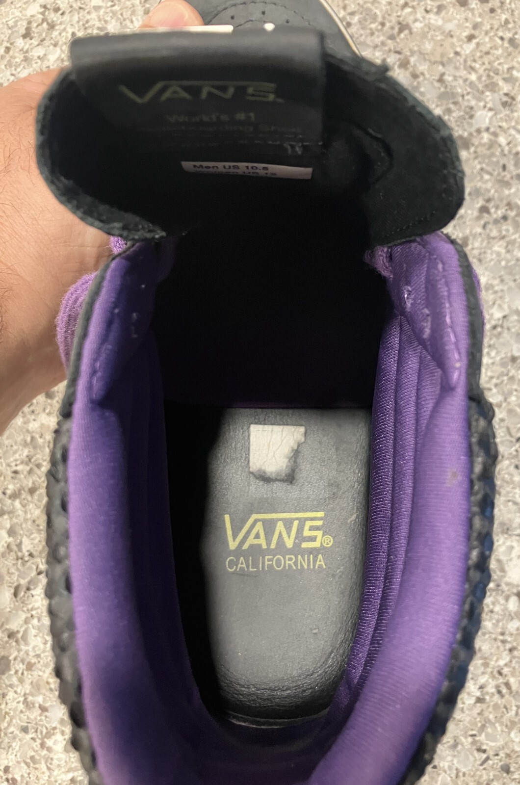 VANS (Worlds #1 Skateboarding Shoe) Off The Wall Men 10.5 Womans 12 (Used)