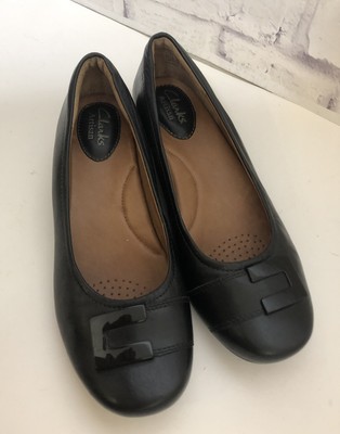 clarks artisan ballet flats