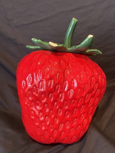 Vintage Tilted Strawberry Cookie Jar - Picture 2 of 9