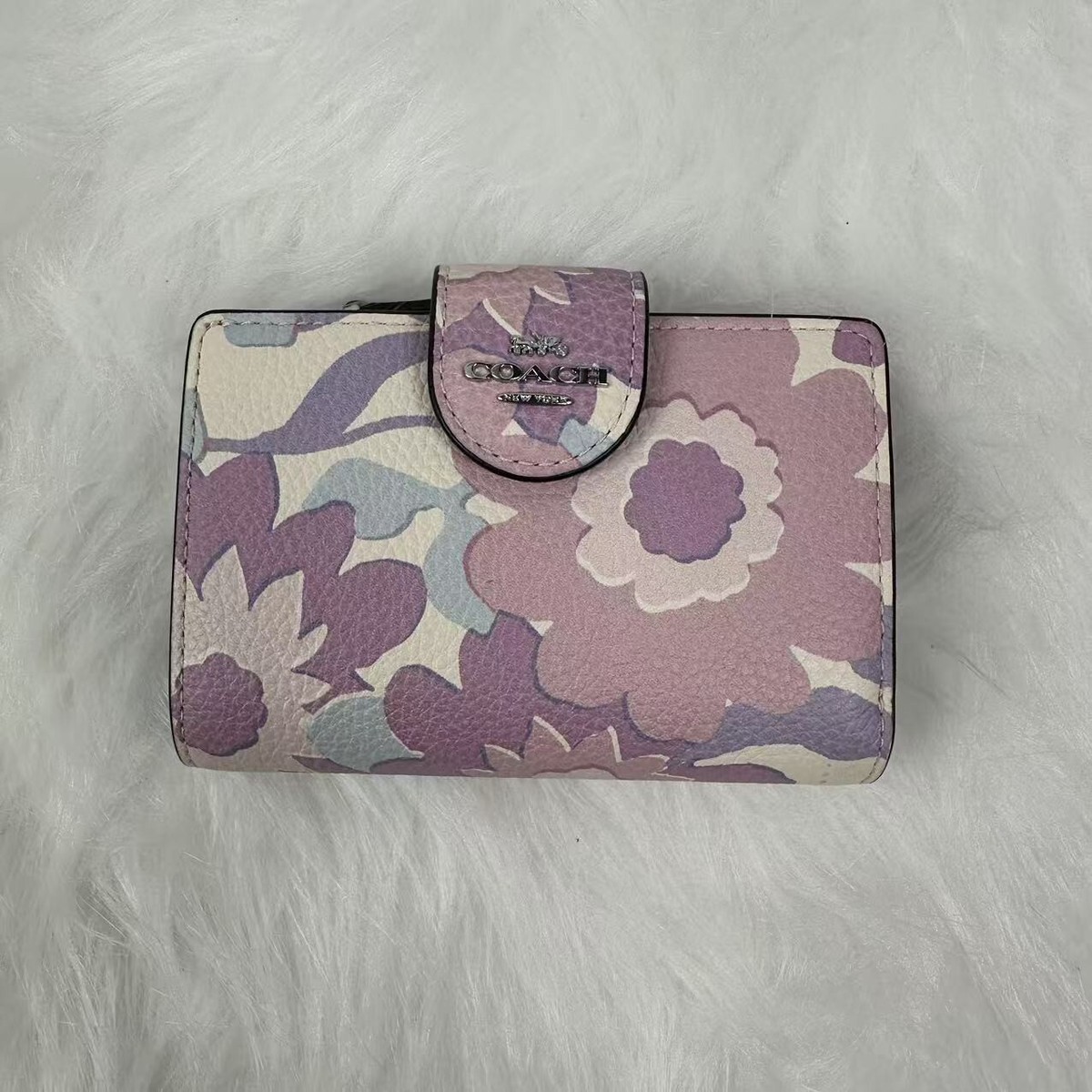 COACH Medium Corner Zip Wallet With Floral Print Ivory
