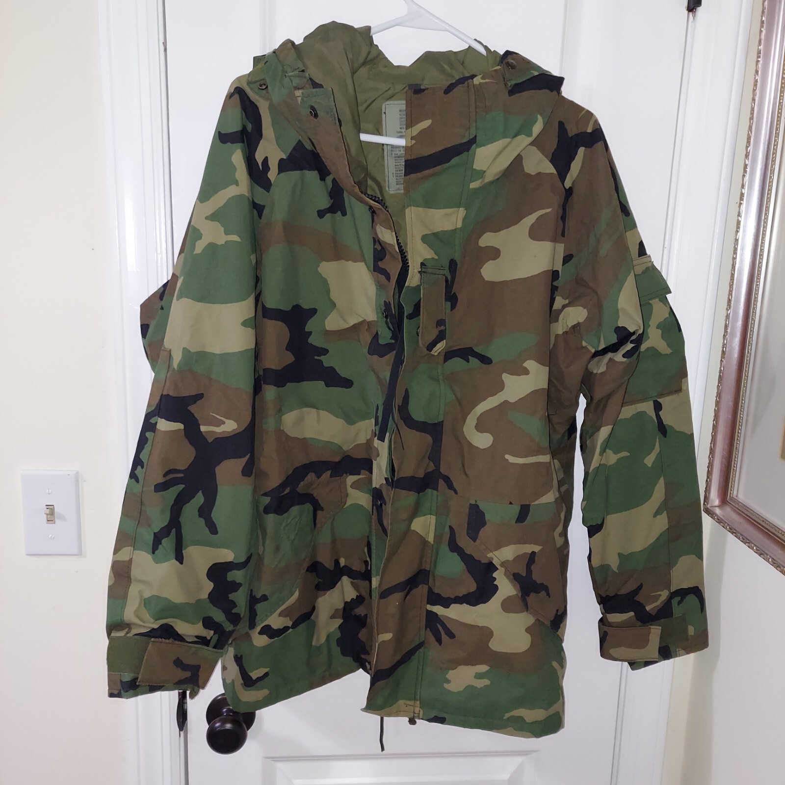 Picture 1 of 40