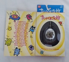 1996/1997 Bandai Original TAMAGOTCHI Virtual Pet v1 SILVER  BLACK 1800 NEW