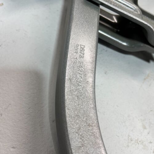2013-2020 FORD FUSION REAR RIGHT PASSENGER SIDE TRUNK DECK LID HINGE OEM SILVER - Picture 3 of 10