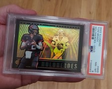 TOM BRADY 2022 Panini ILLUSIONS HOLOHEROS GOLD /10 SLABBED PSA 8 NEAR MINT MINT