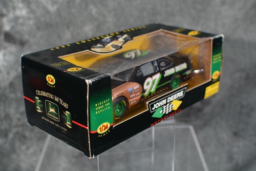 Racing Champions 1 24 scale Die Cast 1997 John Deere Chad Little NASCAR Race Car - Picture 2 of 3