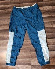 Womens Reebok Windbreaker Pants Size Large.    1230