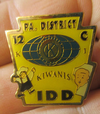 Kiwanis International Pa. District 12 c Lapel Pin  #47